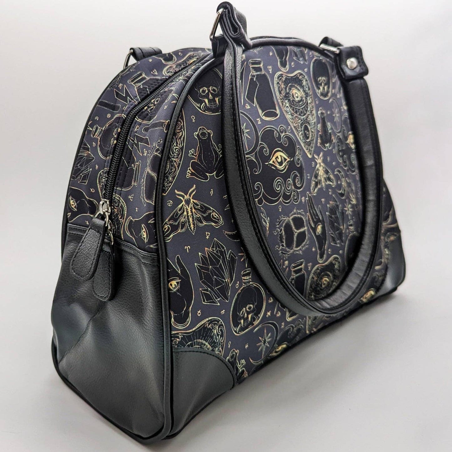 Sac à main d'ésotérisme maçonnique
