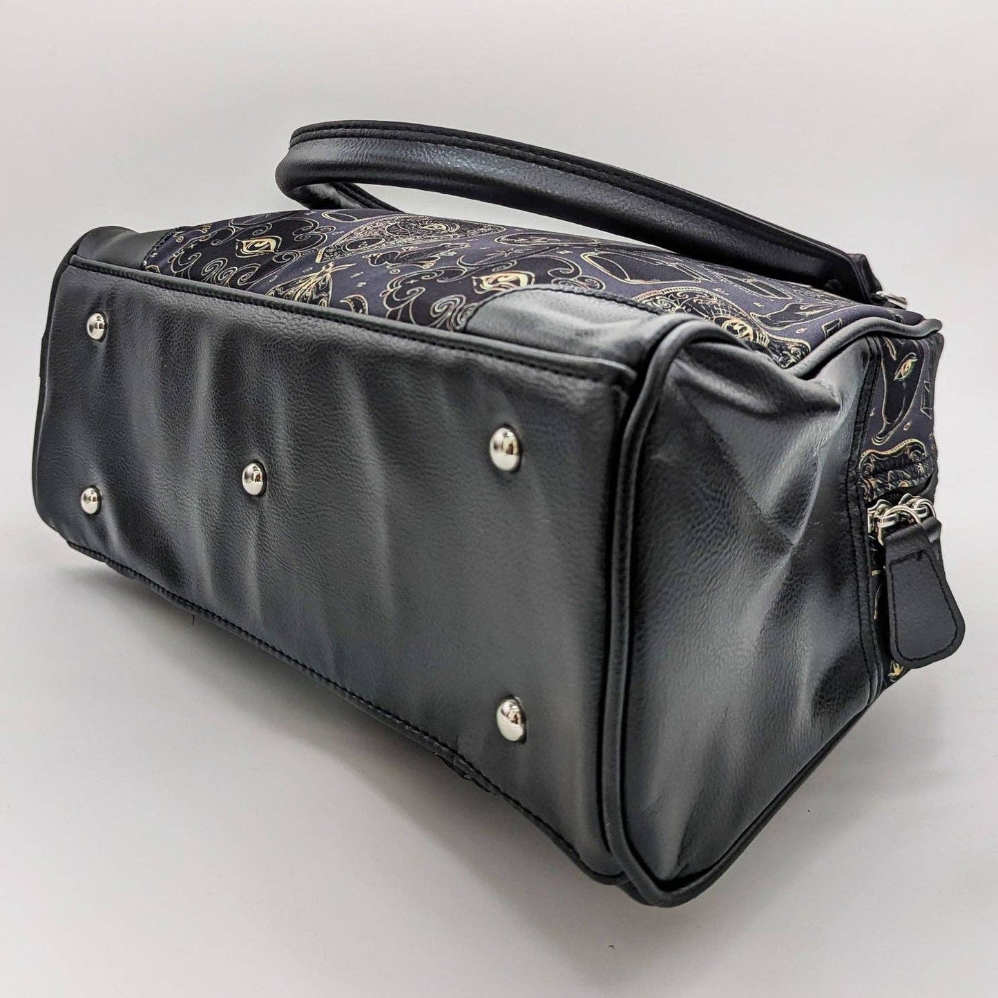 Sac à main d'ésotérisme maçonnique