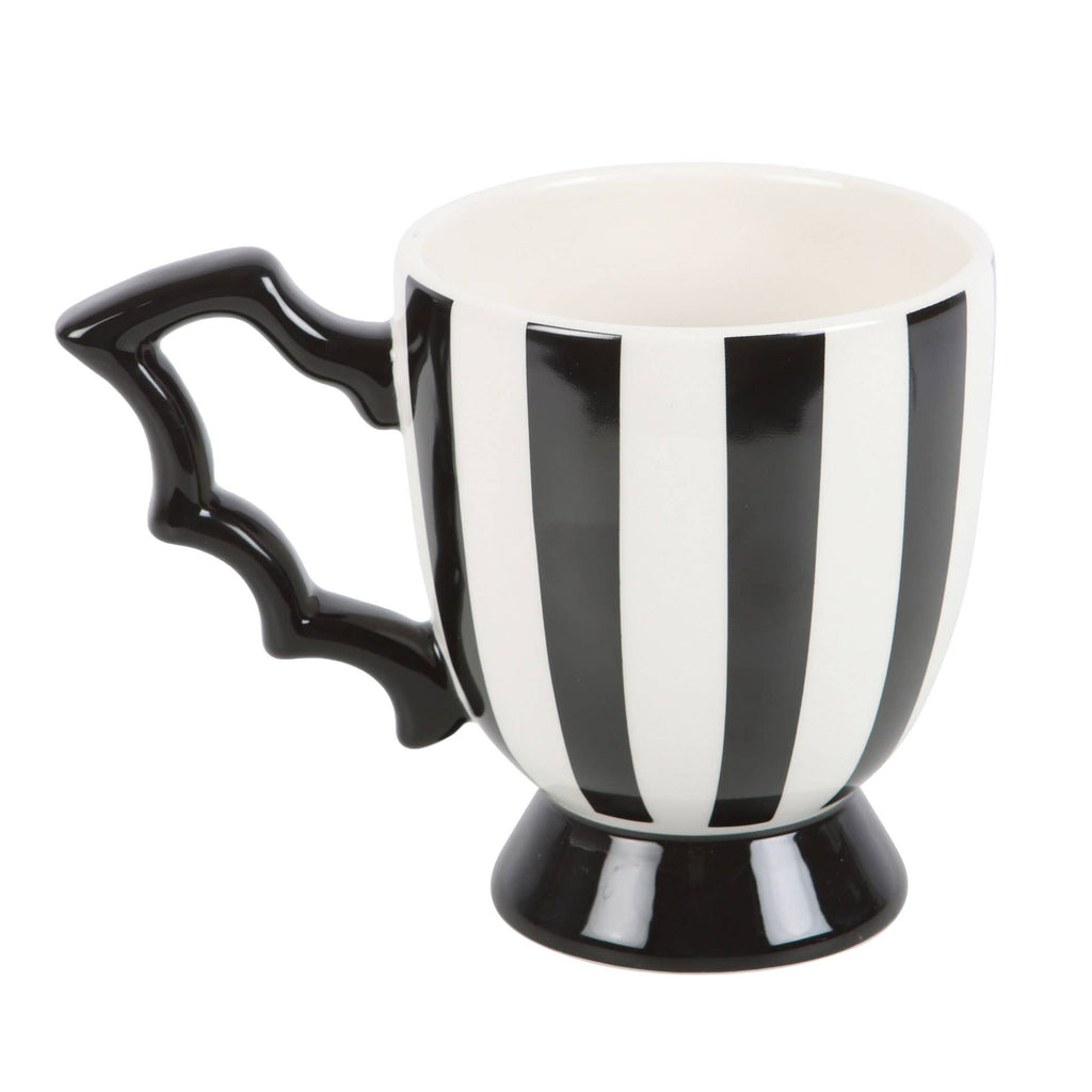 Tasse de thé d'Halloween à ailes de chauve-souris rayées gothiques