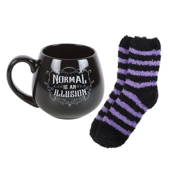 Ensemble de mugs et chaussettes Gothic Normal is an Illusion
