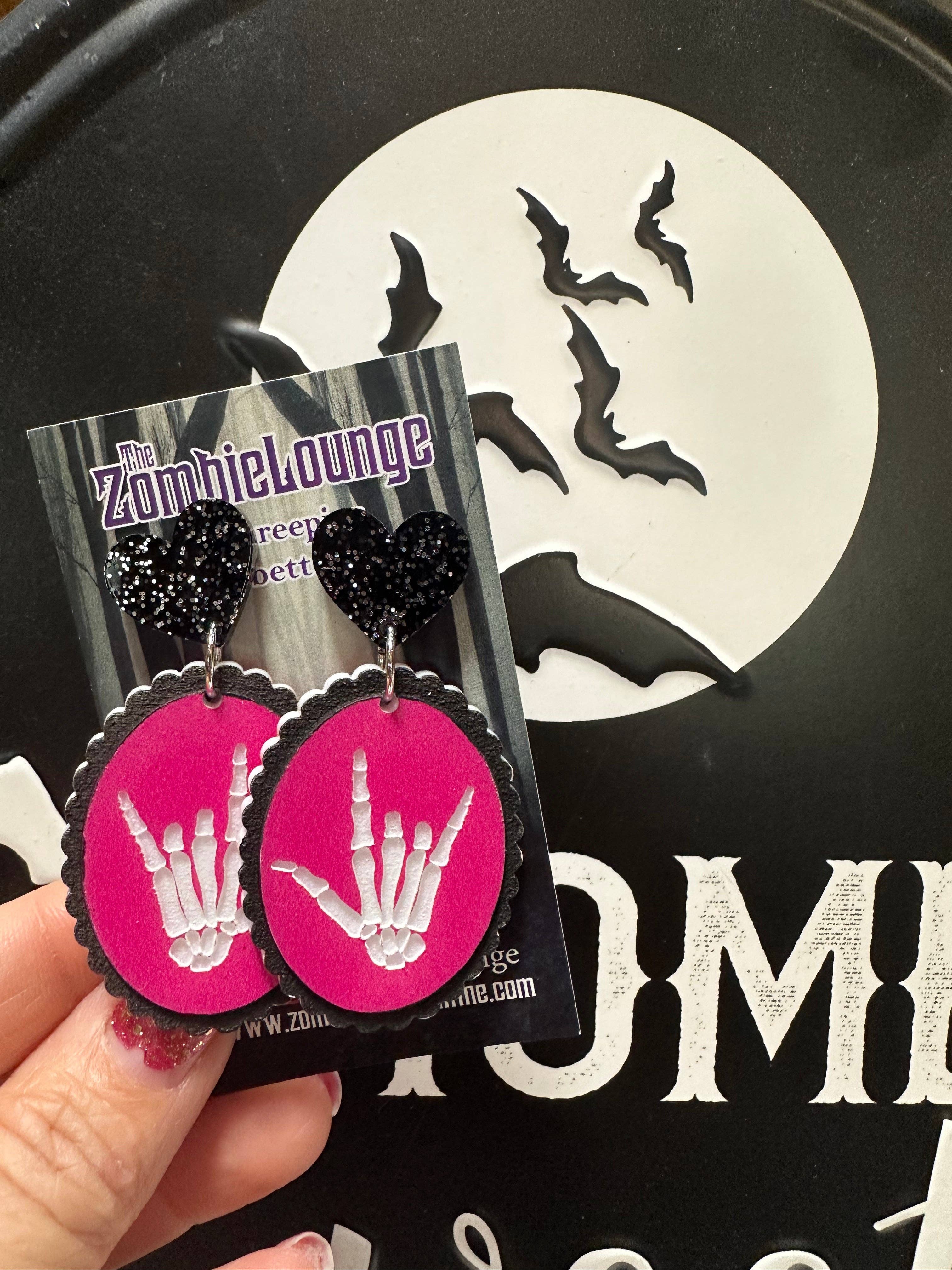 Boucles d'oreilles mains squelettes de la Saint-Valentin