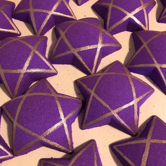 Bombe de bain pentagramme violet foncé