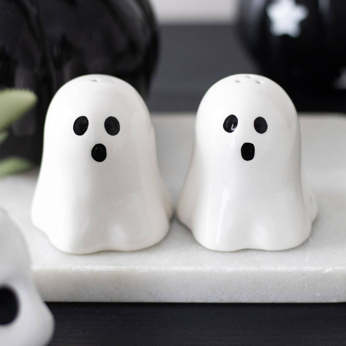 Salières et poivrières Ghost Halloween