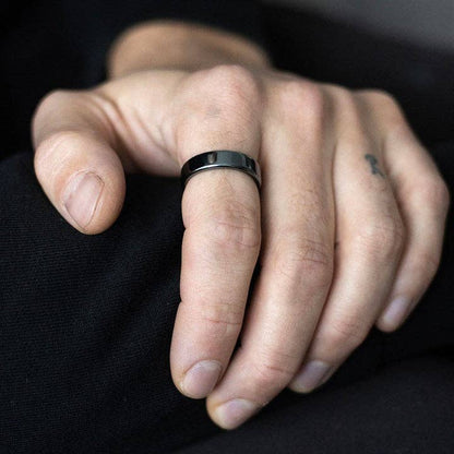 Ensemble de 32 bagues en hématite guérisseuse en présentoir